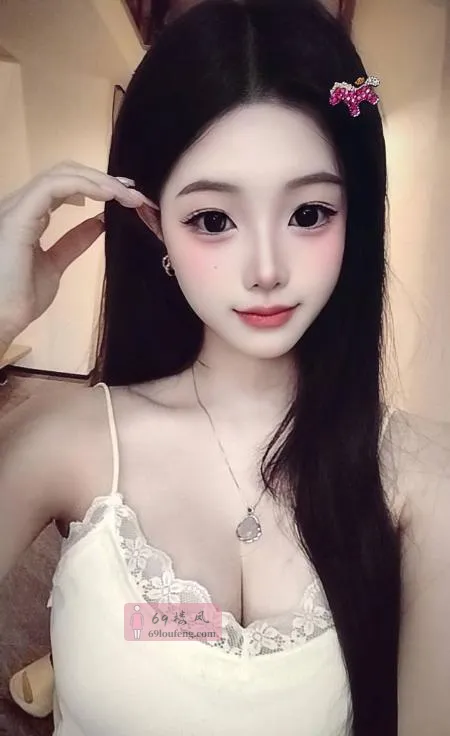 性感火辣大胸嫩妹 - 广东-深圳 楼凤实拍第3张