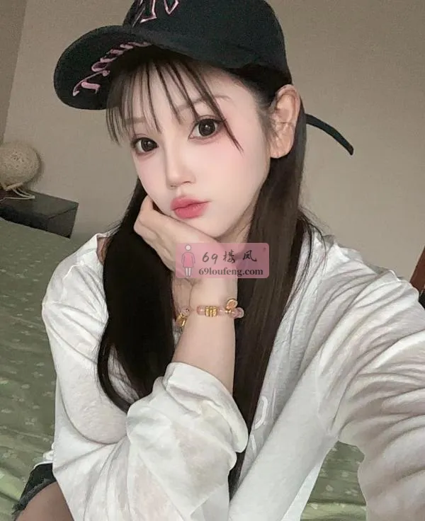 纯欲风超精神的妹妹 - 湖北-武汉 楼凤实拍第3张