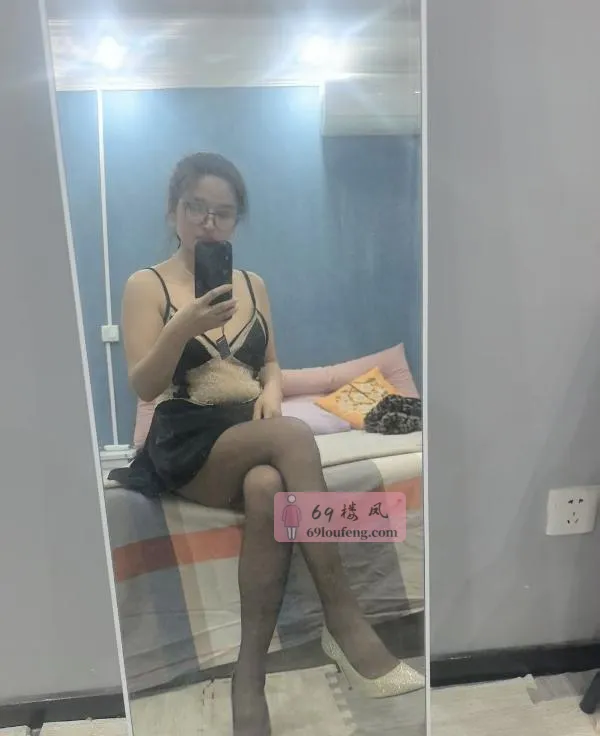 钟楼老板娘 - 江苏-常州 楼凤实拍第2张