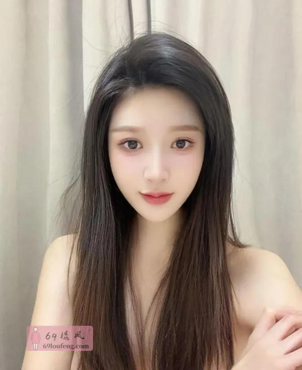 胸大肤白完美女友悠悠 - 上海-静安区 楼凤实拍第2张