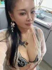 广东 - 深圳 附近最火老师 宝安熟女静静 照片墙