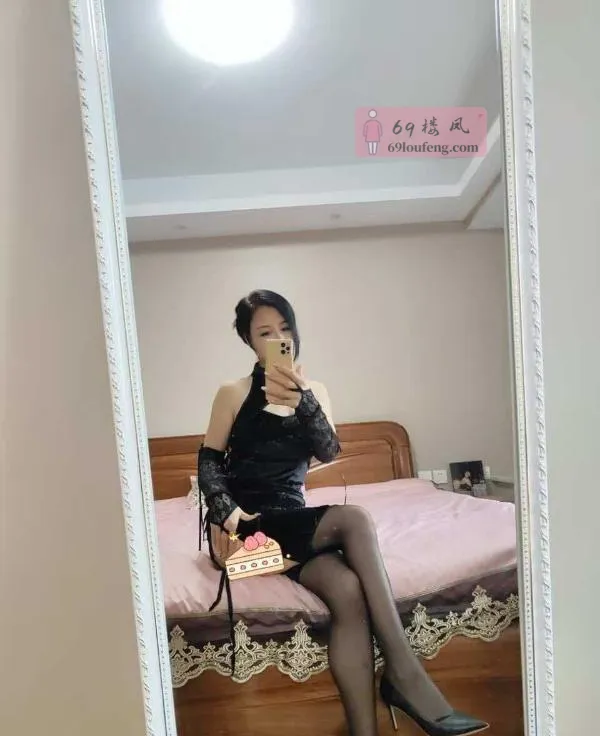 苏州北站服务系美女 - 江苏-苏州 楼凤实拍第3张