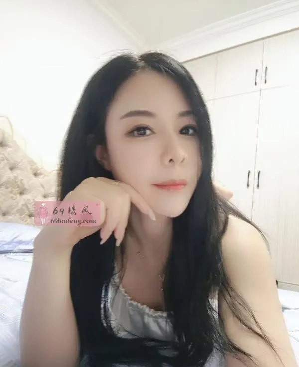 苏州北站服务系美女 - 江苏-苏州 楼凤实拍第1张