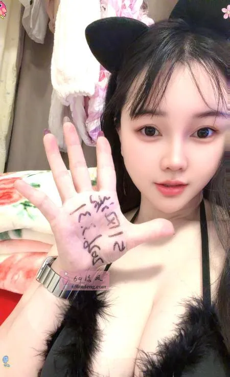 长相甜美的骚姐姐 - 上海-徐汇区 楼凤实拍第4张