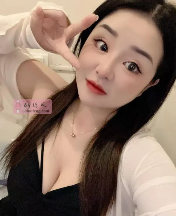 可爱风骚大奶子 - 江苏-苏州 楼凤实拍第1张