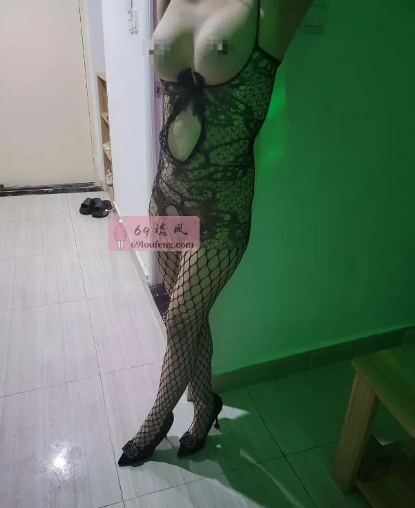 昭觉寺肥臀少妇 - 四川-成都 楼凤实拍第2张