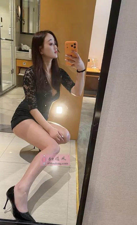 性感美腿小青 - 江苏-苏州 楼凤实拍第3张