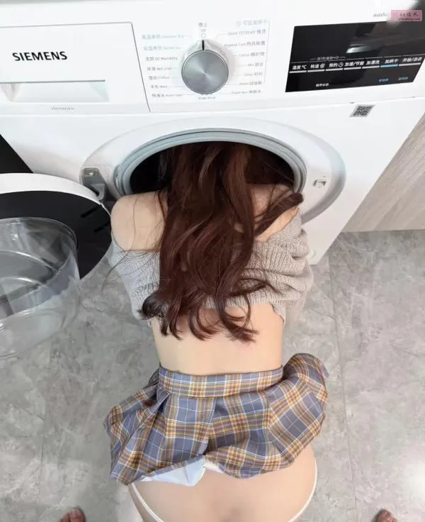 静安萝莉嫩妹 - 上海-静安区 楼凤实拍第4张