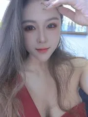 包河吹功夫大胸妹子 真实工作室环境 (地点：安徽 - 合肥)