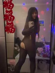 点击查看 江苏 - 苏州 姑苏区大长腿琪琪姐 更多实拍详情