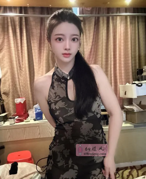 制服诱惑柒柒 - 广东-深圳 楼凤实拍第2张