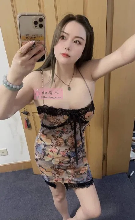 肤白大胸丰满妹子 - 广东-深圳 楼凤实拍第3张