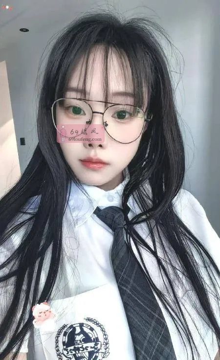 岳麓区眼镜妹萌萌西 - 湖南-长沙 楼凤实拍第3张