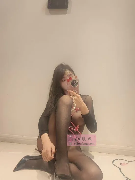 可骚可甜小姐姐 - 上海-普陀区 楼凤实拍第3张