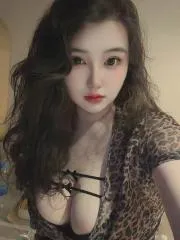 【江西 - 景德镇】景德镇巨臀大胸骚女 最新实拍图片