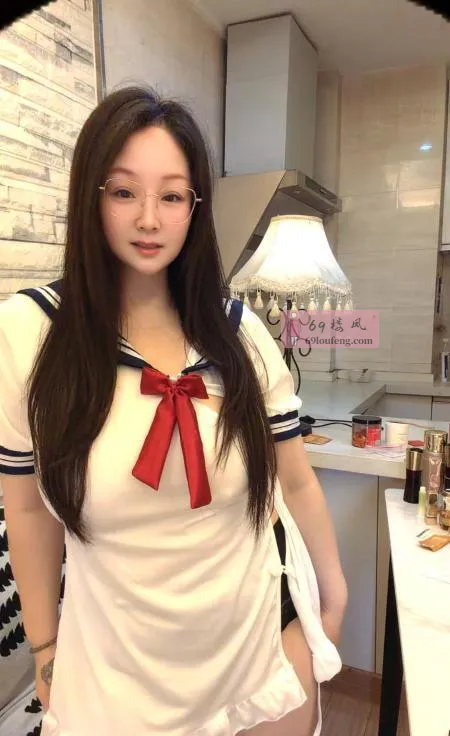 武进巨乳眼镜少妇 - 江苏-常州 楼凤实拍第3张