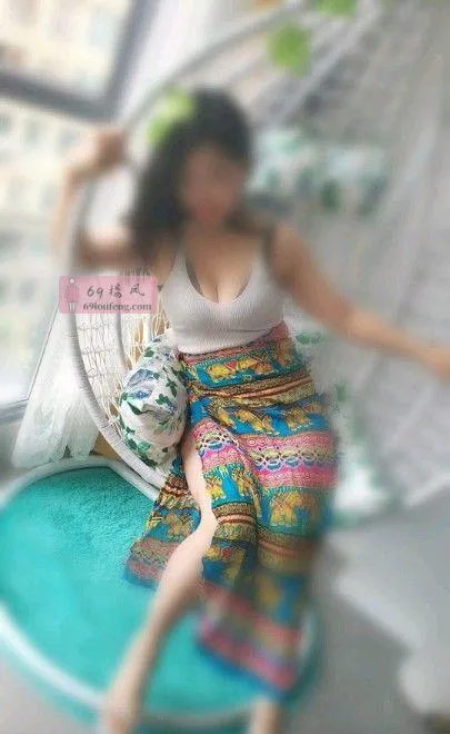 服务系的骚姐姐 - 湖北-武汉 楼凤实拍第2张