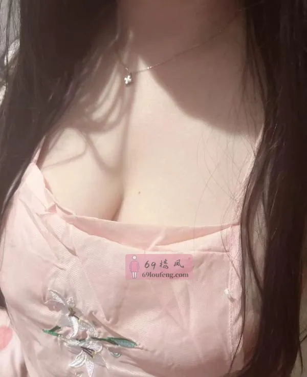 光谷熟妇可三通 - 湖北-武汉 楼凤实拍第1张