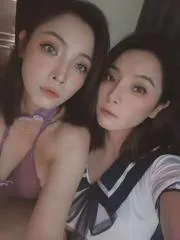 双胞胎姐妹 现场拍摄照片 (上海 - 普陀区)