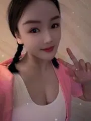 【广东 - 广州】纯欲小姐姐依依 最新实拍图片