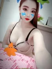 武汉三点粉苗条妹子 现场拍摄照片 (湖北 - 武汉)