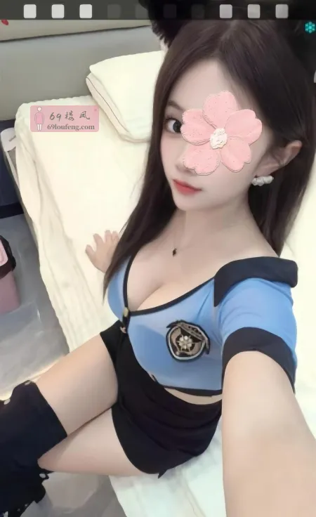 渝北制服大奶骚妹 - 重庆-渝北区 楼凤实拍第3张