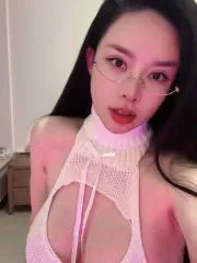 点击查看 广东 - 广州 丰乳肥臀模特卡丽 更多实拍详情