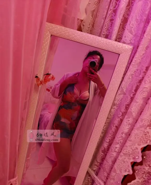 福田巨乳熟女榨汁机 - 广东-深圳 楼凤实拍第1张