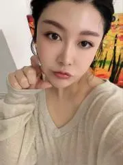 一字马颜值小姐姐 山西 - 太原线下实拍无遮挡