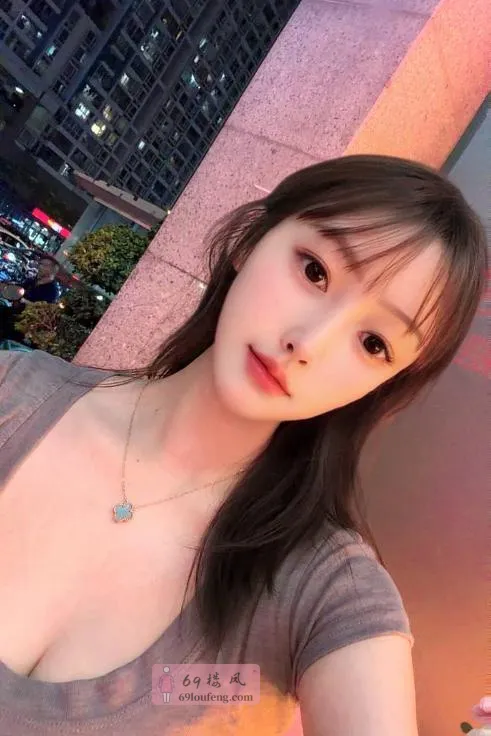 大胸女友颜值茶茶 - 广东-深圳 楼凤实拍第1张