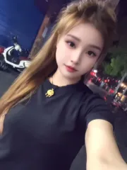 江北性感小姐姐 真实工作室环境 (地点：重庆 - 江北区)