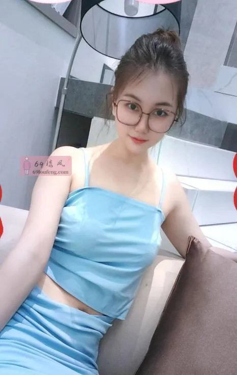 广州轻熟眼镜南乔 - 广东-广州 楼凤实拍第1张