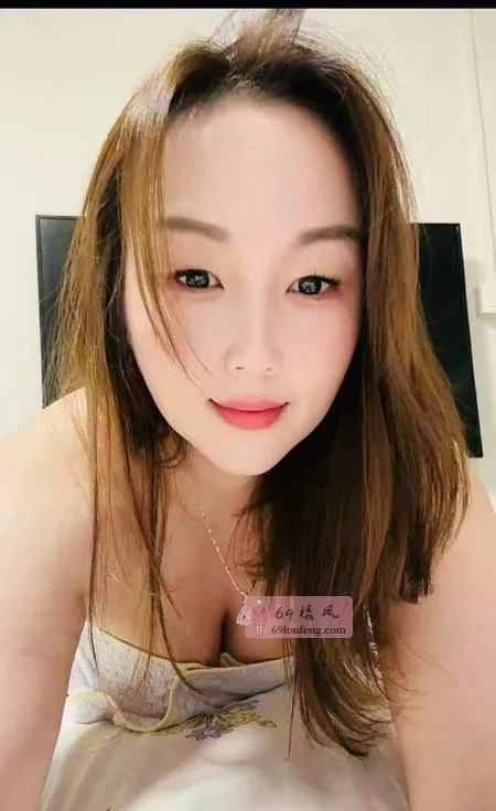 徐汇风骚服务少妇 - 上海-徐汇区 楼凤实拍第3张
