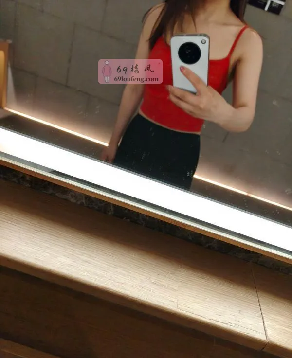 东站服务少妇 - 河南-郑州 楼凤实拍第1张