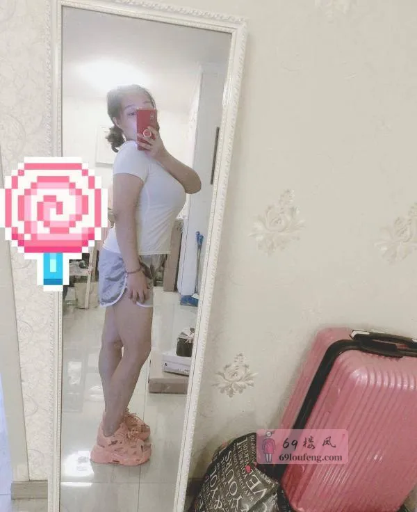 成都东门巨乳骚妇 - 四川-成都 楼凤实拍第2张