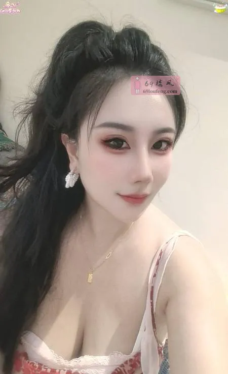 性感爆乳装小妃老师 - 福建-泉州 楼凤实拍第4张
