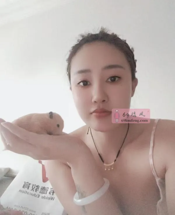 秦淮三通雪儿 - 江苏-南京 楼凤实拍第2张