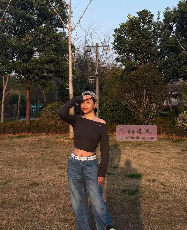 杭州杨菲 - 浙江-杭州 楼凤实拍第3张