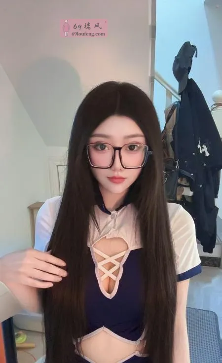 性感制服小女友 - 上海-普陀区 楼凤实拍第3张