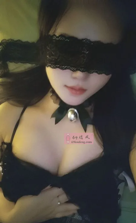居家颜值大奶小骚妇 - 江苏-无锡 楼凤实拍第4张