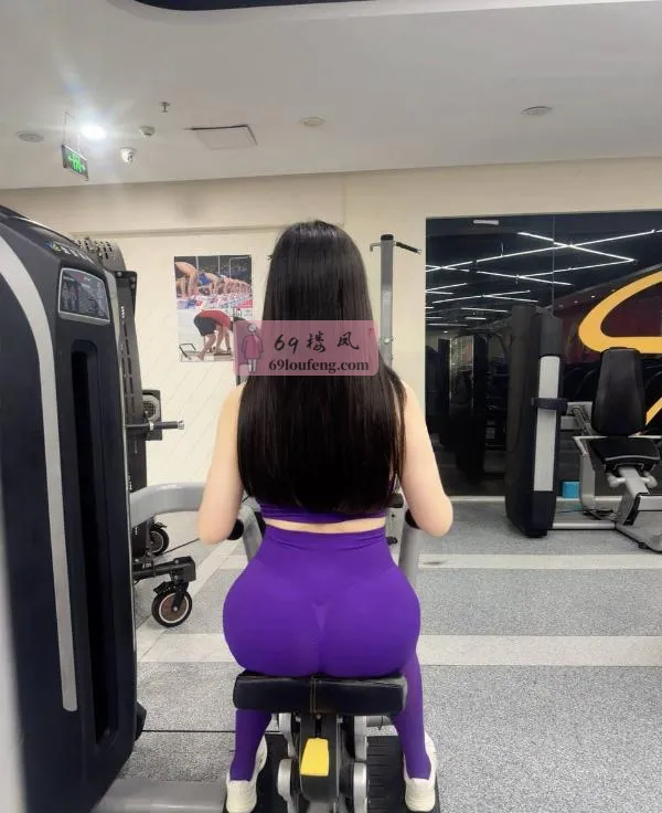 性感制服风骚服务老师 - 浙江-杭州 楼凤实拍第3张