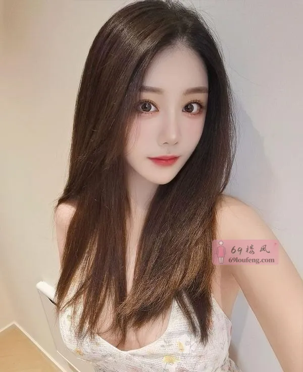 肤白大胸颜值女友绾绾 - 上海-静安区 楼凤实拍第2张