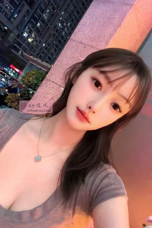 肤白胸大颜值服务妹子 - 广东-深圳 楼凤实拍第2张