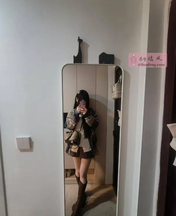 高颜值兼职舞蹈老师 - 江苏-南京 楼凤实拍第4张