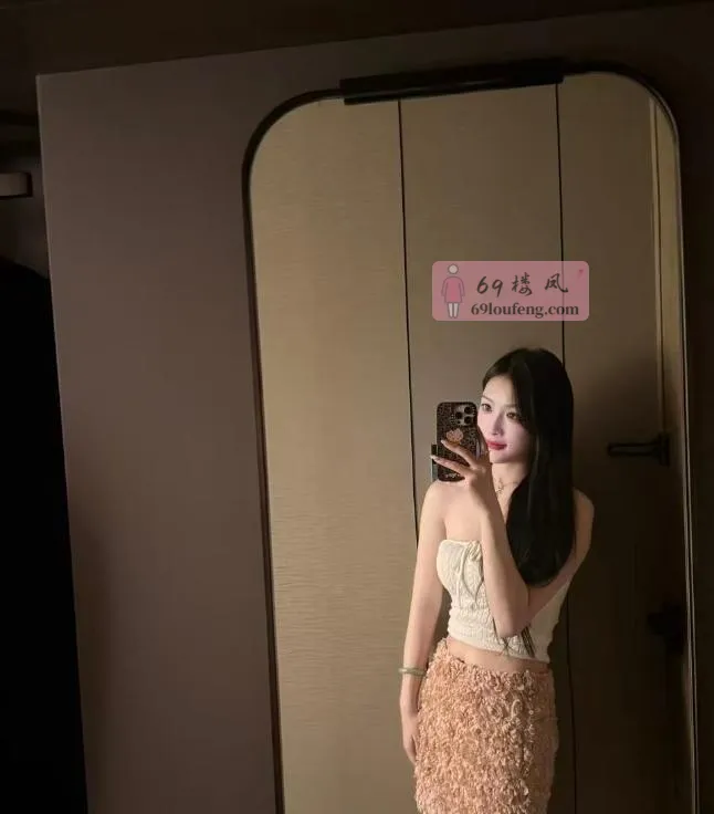 娇小可爱中项美女推荐 - 江苏-南京 楼凤实拍第2张