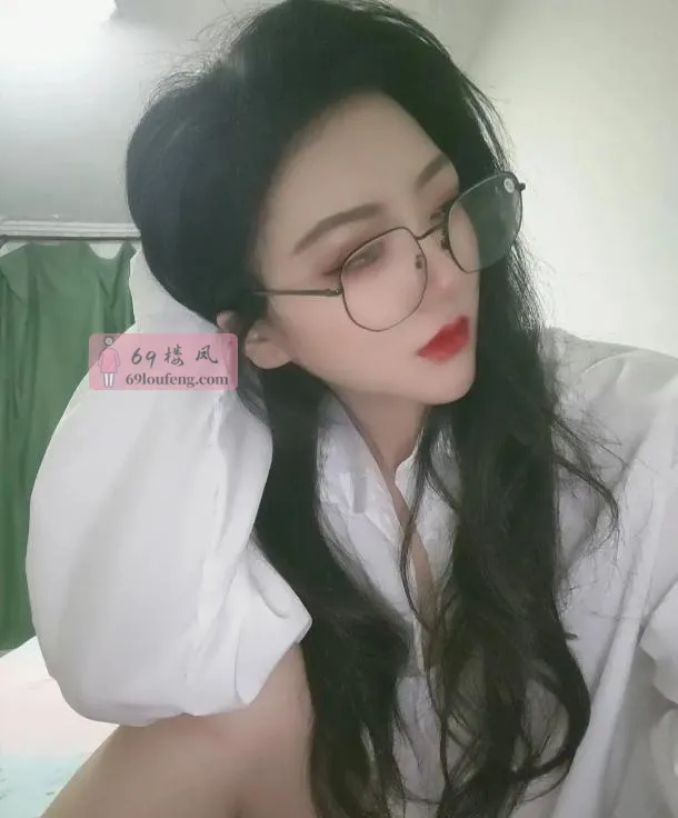 长沙可制服可蛇 - 湖南-长沙 楼凤实拍第1张