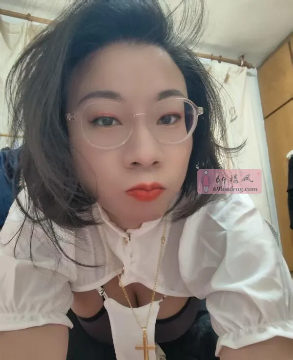 五塘骚熟女 - 江苏-南京 楼凤实拍第1张