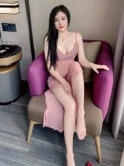 【独家】广东 - 广州 老师 妖媚美少妇 内部实拍