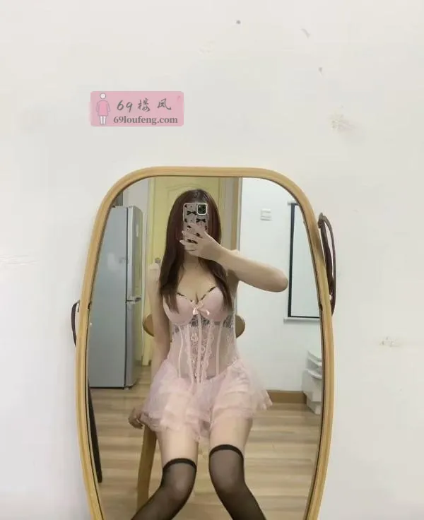 三点粉美女九儿 - 广东-深圳 楼凤实拍第3张