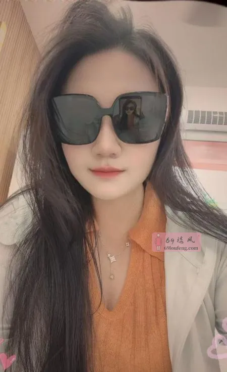 清纯反差妹 - 江苏-无锡 楼凤实拍第2张